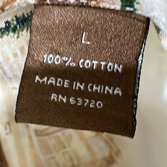 Clearwater Outfitters Size Large Men’s Christmas Santa Button Down 100% Cotton - Picture 14 of 14